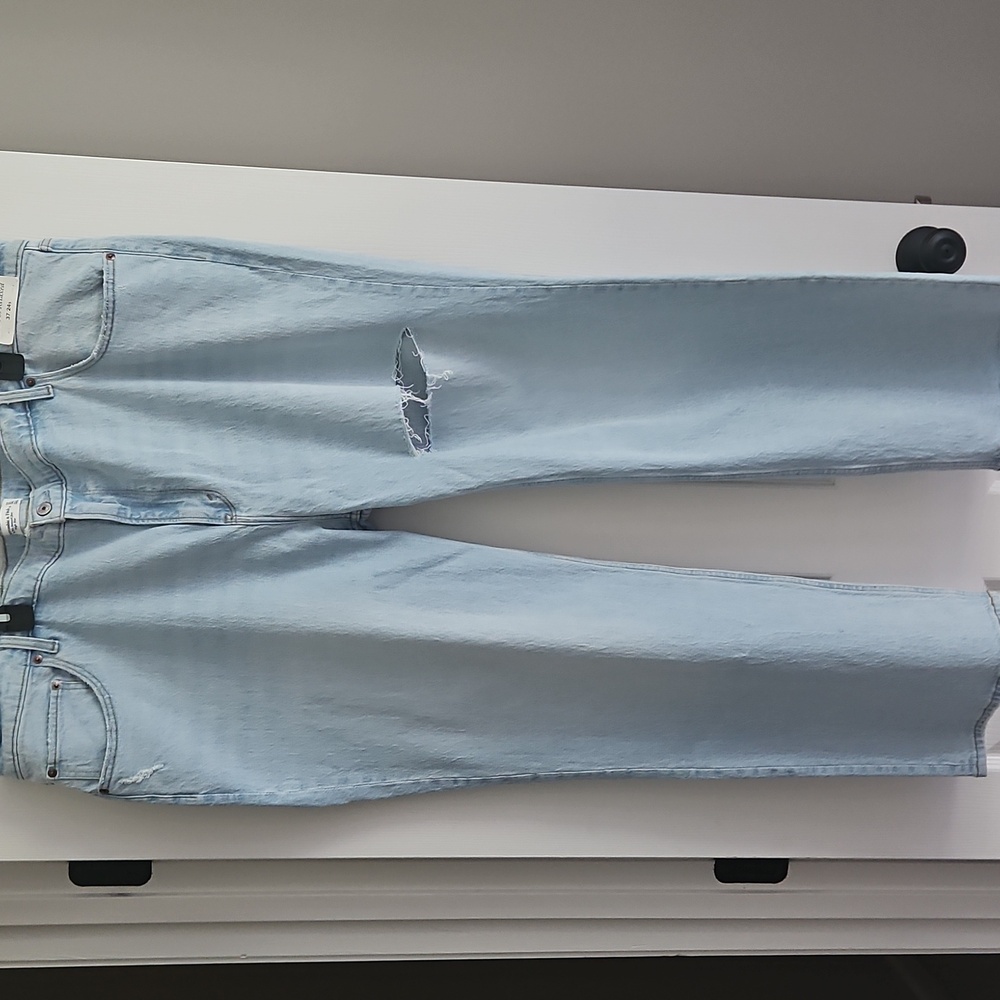 Abercrombie & Fitch Women's 90s Relaxed High Rise Light Blue Jeans:Size- 24S - Picture 10 of 13